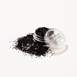 Shiny Black on kiiltävä musta biohajoava kosmetiikka glitter.