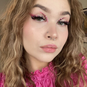 Glitternisti ihotimantit.