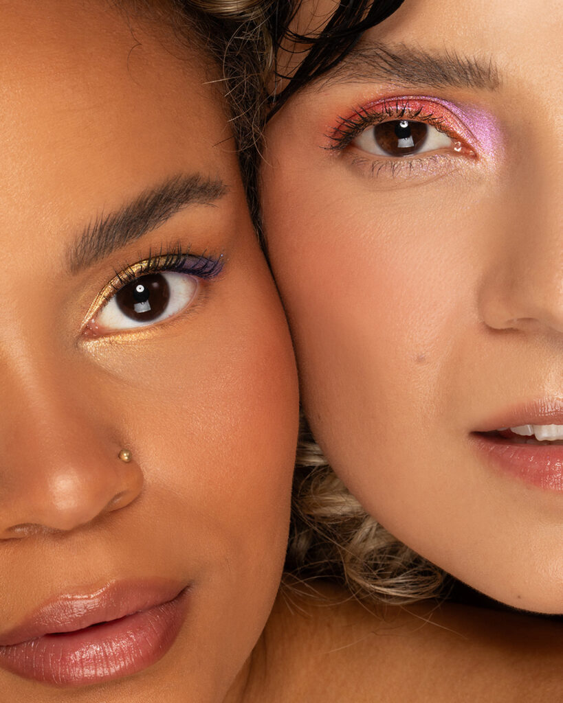 Glam Riot on Glitternisin uutta meikkisarjaa.