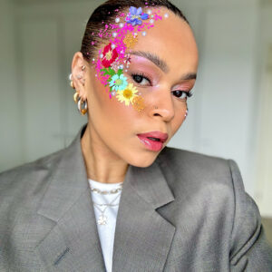 Glitternisti kasvokukat festarimeikkiin.