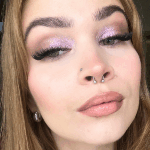 Glitternisti biohajoava kosmettinen glitter.